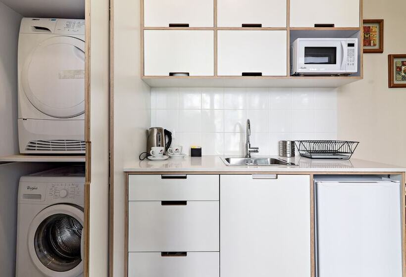 Appartement met 1 Slaapkamer, Hanasi 129   Boutique Apartments