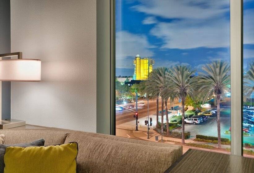Suite Queen Bed, Hyatt House At Anaheim Resort/convention Center