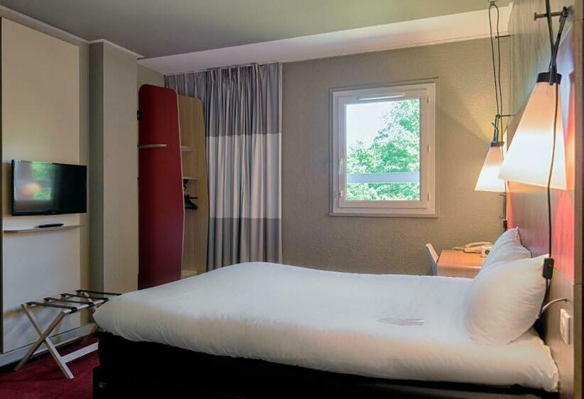 Номер Стандарт, Ibis Montauban