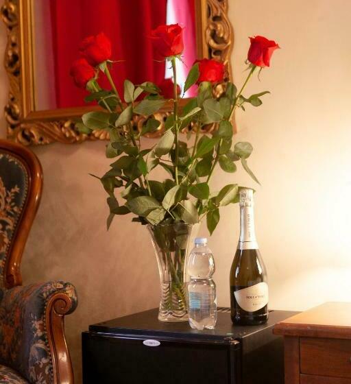 اتاق استاندارد, La Rosa Di Firenze B&b