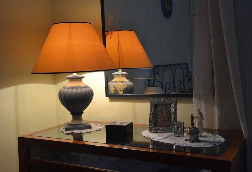 اتاق استاندارد سه نفره, La Rosa Di Firenze B&b