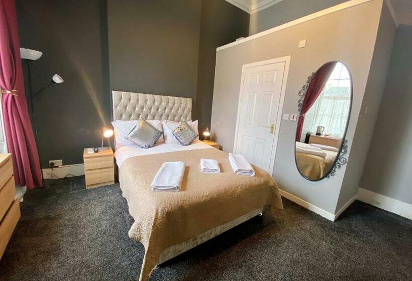 Номер Стандарт, 16 Pilrig Guest House