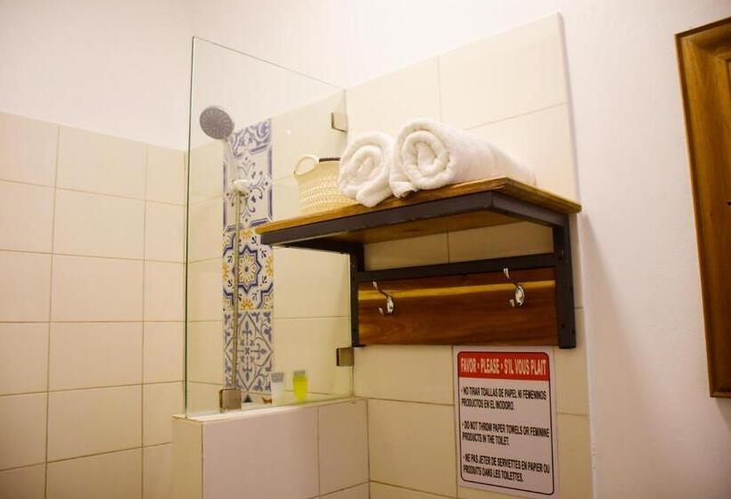 اتاق استاندارد, Hostal Marina Samana