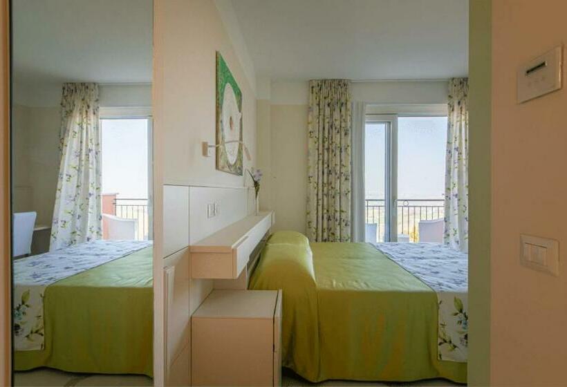 Номер Deluxe с Балконом, Villa Garulli