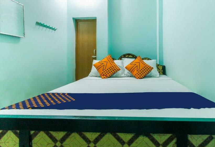 Трехместный Номер Классика, Oyo Flagship Hotel Annai