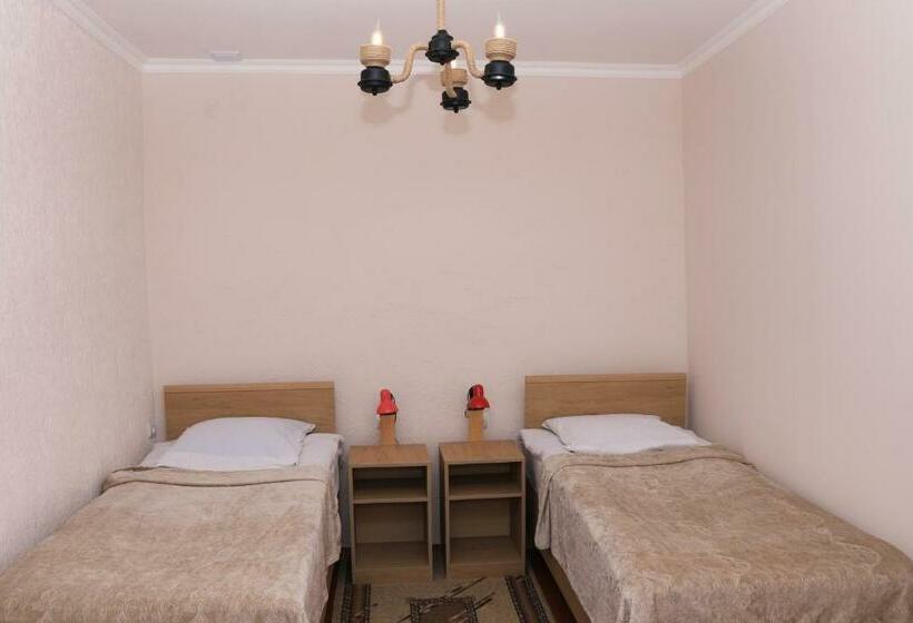 Номер Стандарт, Legend Guest House