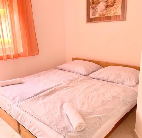 Апартаменты 2 Спальни, Peter S Apartments Siófok