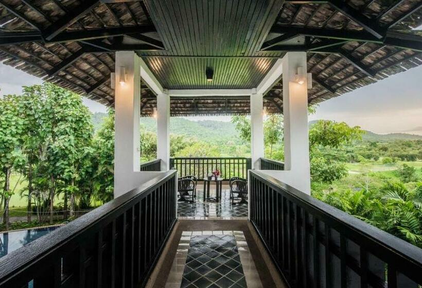Люкс, Gassan Khuntan Golf & Resort