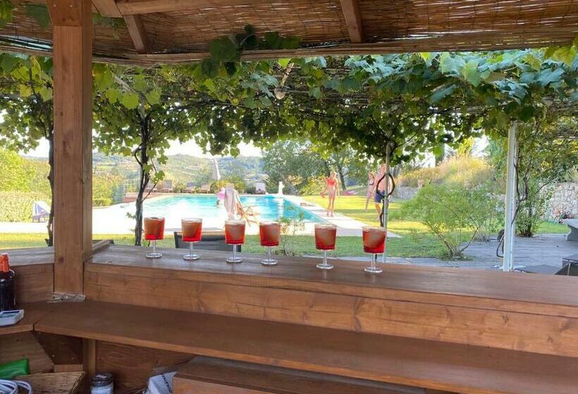デラックスビラの１ベッドルーム, Villa Rignana   Chianti Weddings