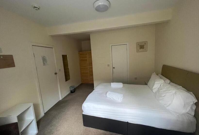 Номер Economy, Crofton House