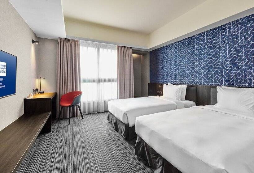 اتاق استاندارد, Holiday Inn Express Kaohsiung Love River, An Ihg