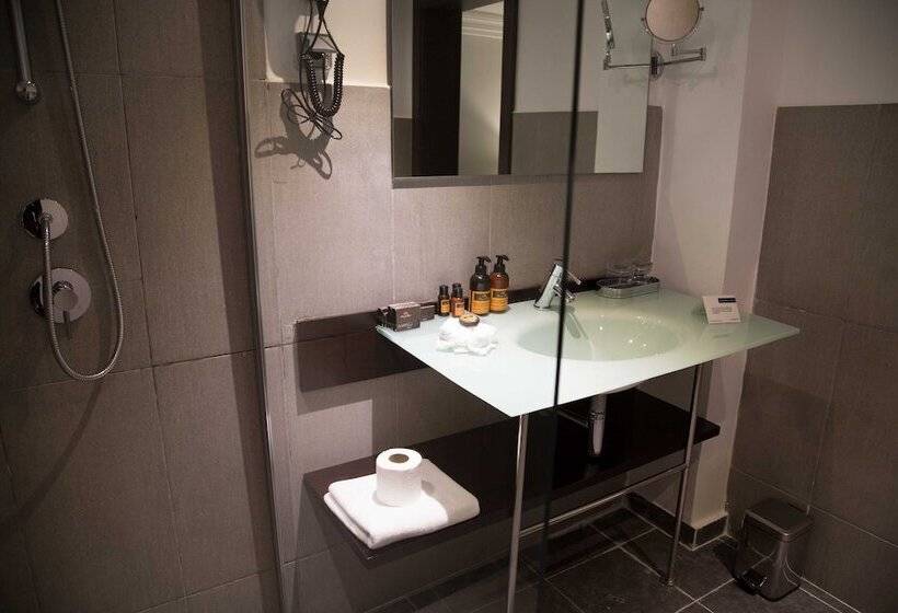 디럭스 룸, Hôtel Semiramis City Center