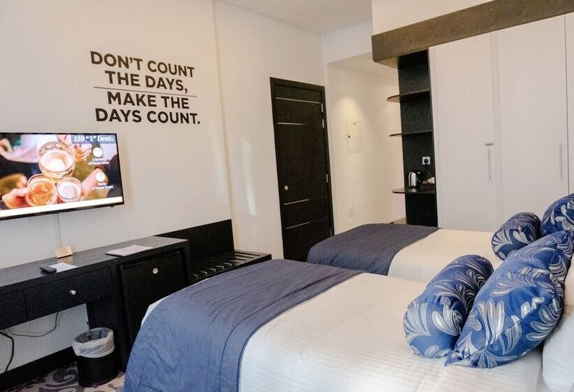 اتاق کلاب, Signature 1 Hotel Tecom