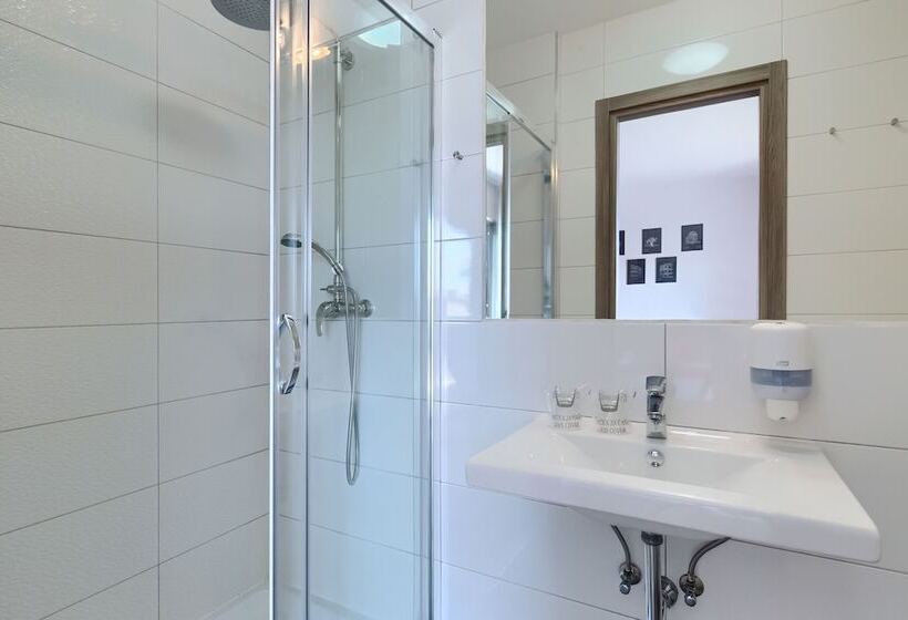 Четырехместный Номер Superior, Pula City Center Accommodation With Free Parking