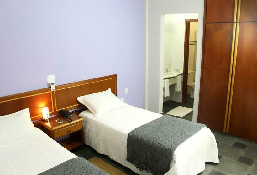 Quarto Estandar, Arq Inn