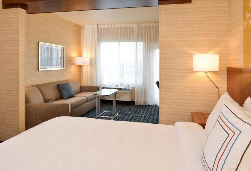 Люкс Кровать Кинг, Fairfield Inn & Suites By Marriott Santa Cruz