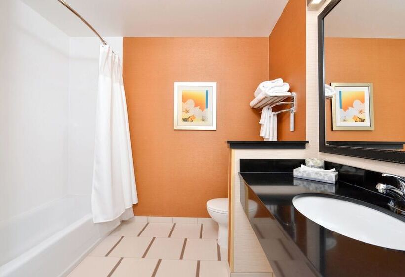 バルコニー付スイート, Fairfield Inn & Suites By Marriott Santa Cruz