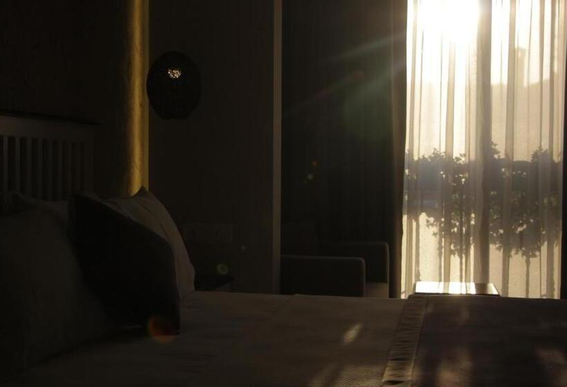 اتاق لوکس با چشم‌انداز دریا, Focamor Otel