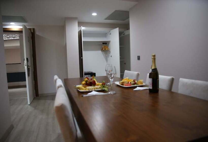 总统套房, Grand Hotel Artvin