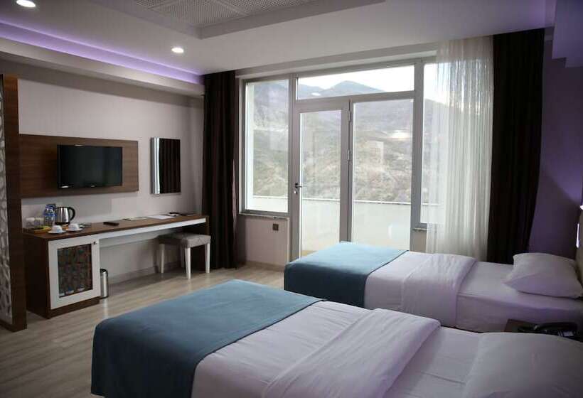 标准间, Grand Hotel Artvin