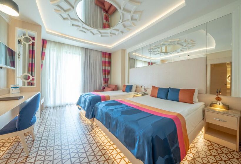 Habitación Familiar, Granada Luxury Belek   Family Kids Concept