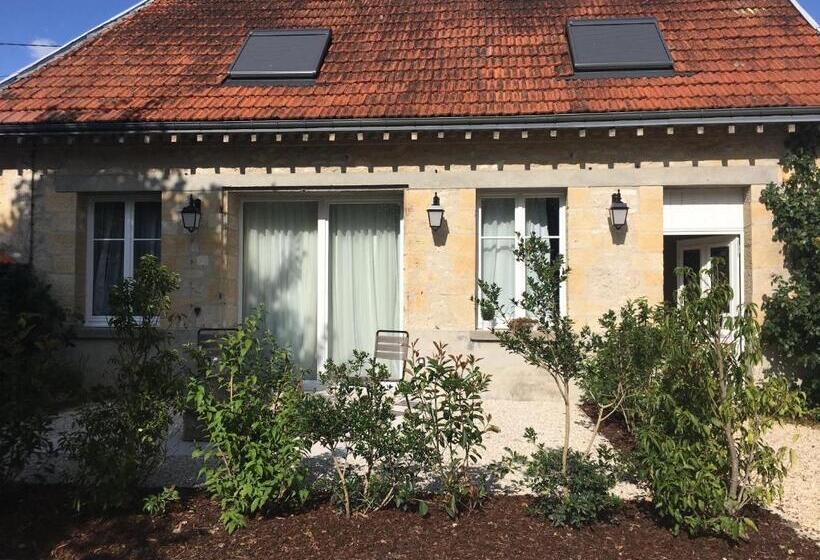اتاق لوکس با چشم‌انداز, Le Château D'hermonville B&b / Chambres D'hôtes
