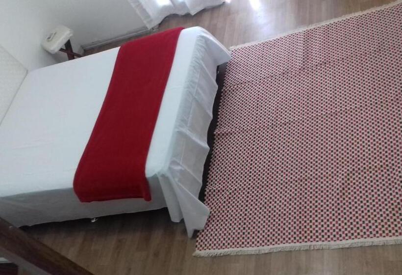 جناح عائلي, Pousada Cama & Café