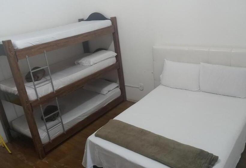 غرفة قياسية رباعية, Pousada Cama & Café