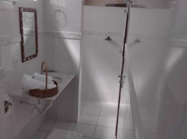 Четырехместный Номер Стандарт, Pousada Verdes Mares