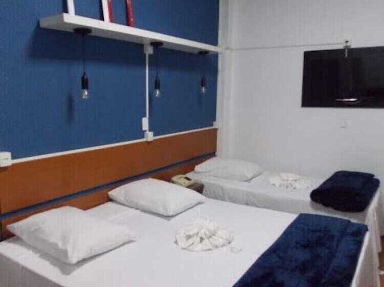 Номер Стандарт Трехместный, Mova Hotel D Oeste   Localizado Em Frente A Praça Principal Da Cidade, Na área Central   Pé Na Praça