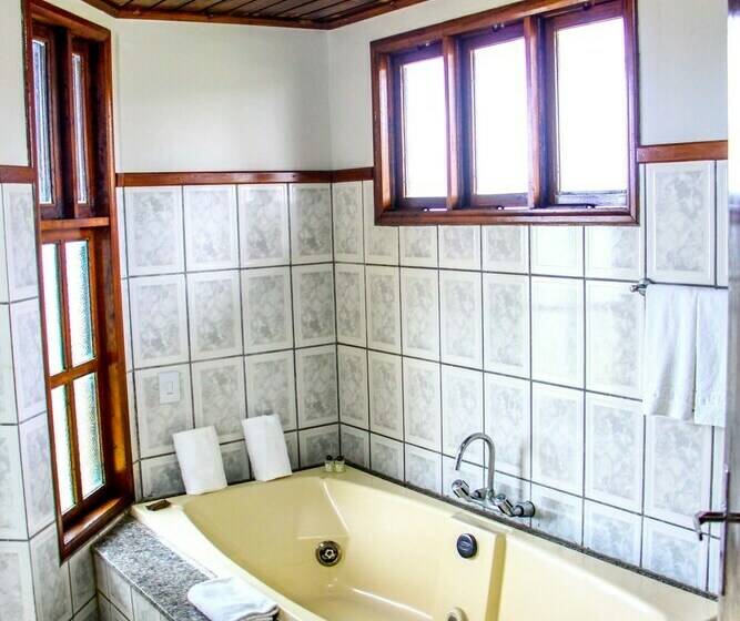 패밀리 룸, Makaira Beach Resort