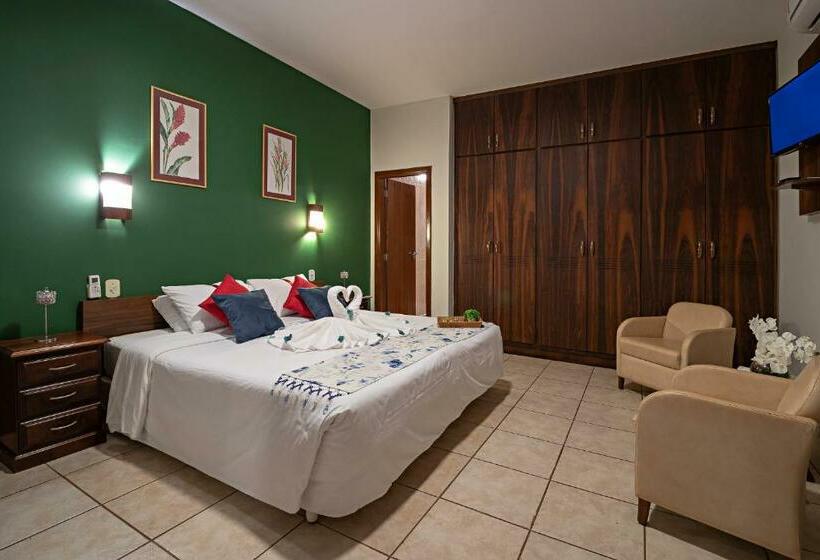 غرفة قياسية ثلاثية مزودة بشرفة, Santa Eliza Eco Resort