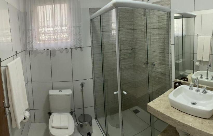 غرفة ديلوكس رباعية, Santa Eliza Eco Resort
