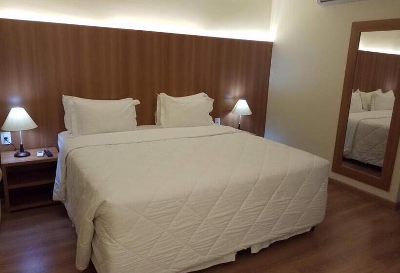 자쿠지 스위트, Mirante Flat
