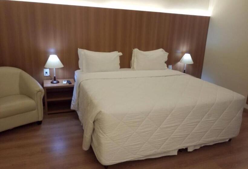 자쿠지 스위트, Mirante Flat