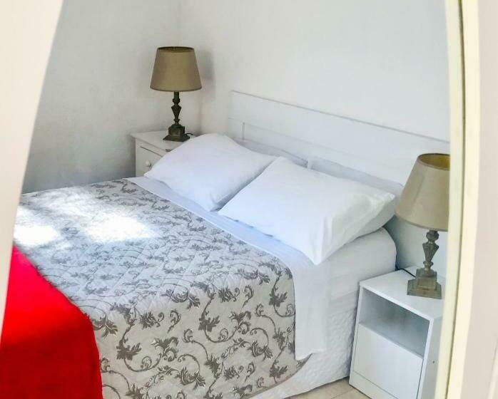스위트, Floripa Hostel