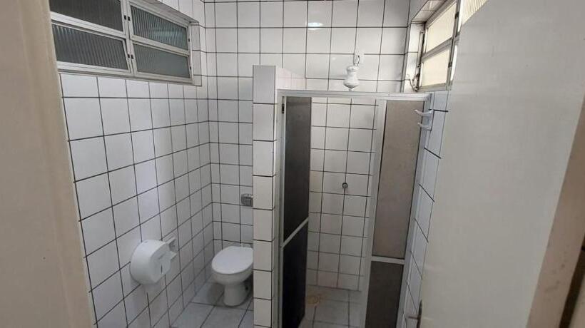스위트, Floripa Hostel