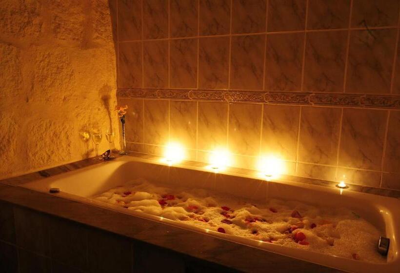 Семейный Номер, Da Cachoeira