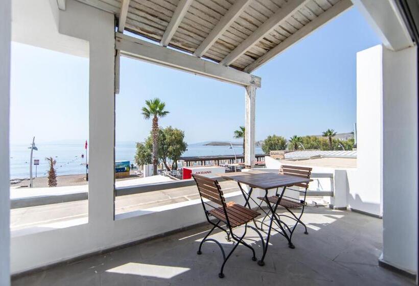 Апартаменты 1 Спальня Вид на Море, Kefi Beach & Suites