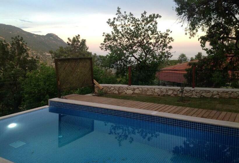 ویلای 3 خوابه, Kleo Cottages