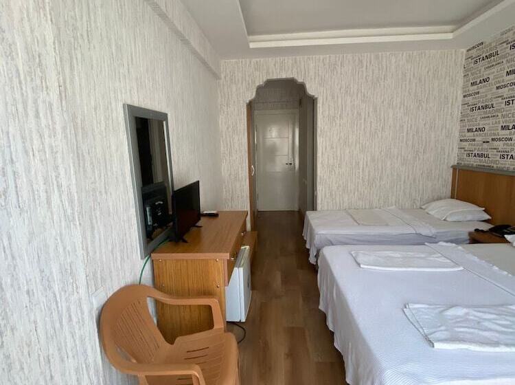 Номер Стандарт Трехместный, Mood Beach