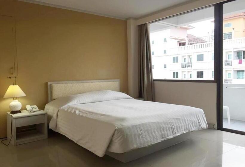 اتاق استاندارد یک تخته با بالکن, Jomtien Longstay Hotel   Sha Plus Certified