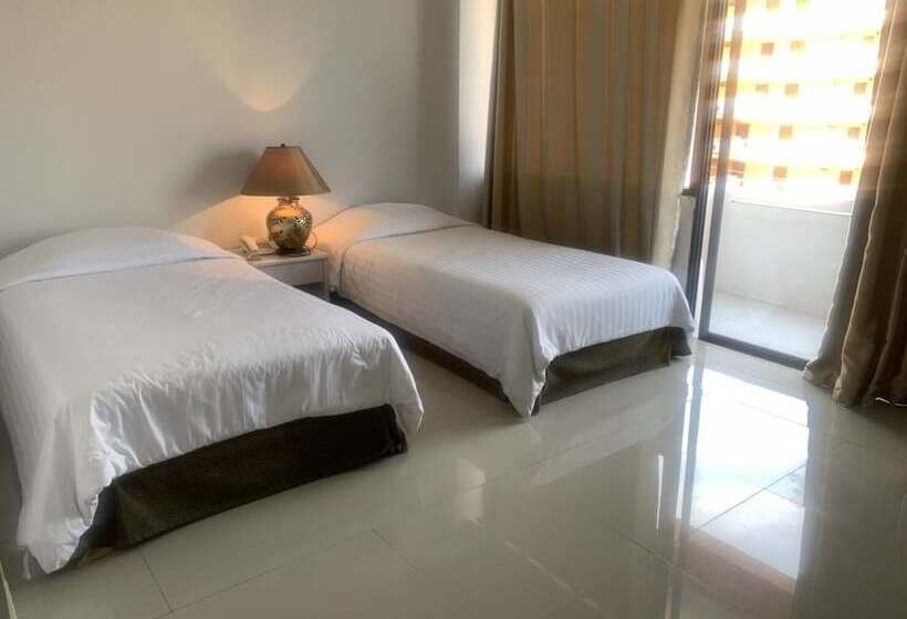 اتاق استاندارد با بالکن, Jomtien Longstay Hotel   Sha Plus Certified