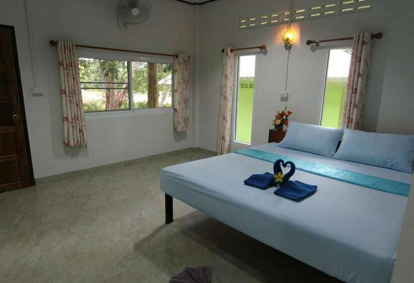 Семейное Бунгало, Koh Phayam Greentawan Resort