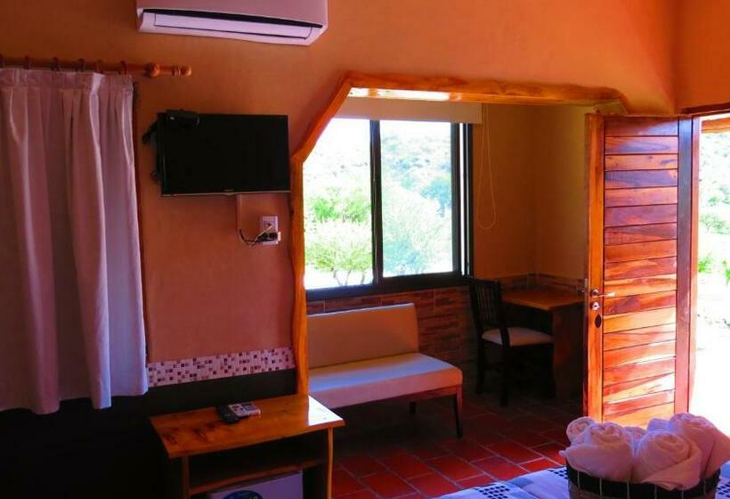 חדר סטנדרט לשלושה, Los Ancares Resort