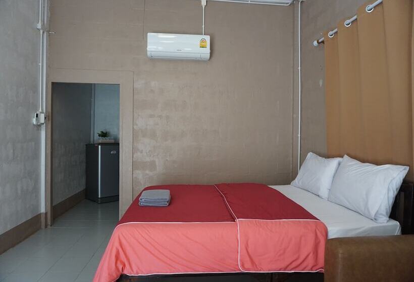 Четырехместный Номер Стандарт, Ann Hostel
