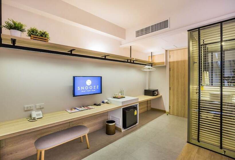 디럭스 룸, Snoozz Hotel Krabi