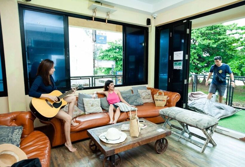 공동 객실, Doolay Beachfront Hostel