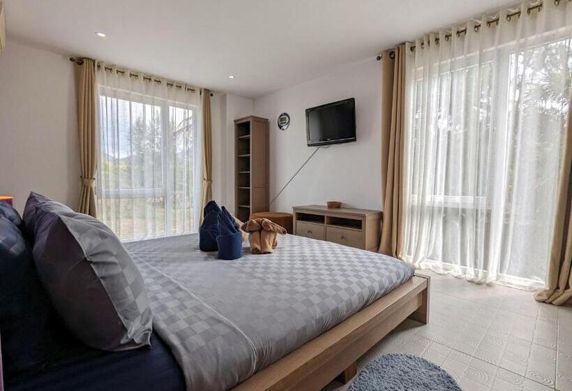 استودیوی استاندارد با چشم‌انداز دریا, Siam Royal View Resort Apartments