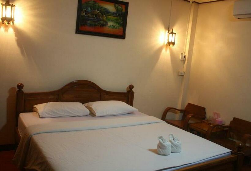 اتاق لوکس, Ban Suan Kulap Keaw Resort